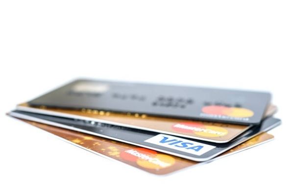 身份證過期耽誤信用卡還款嗎