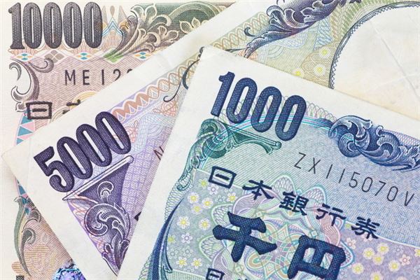 为什么日元不值钱